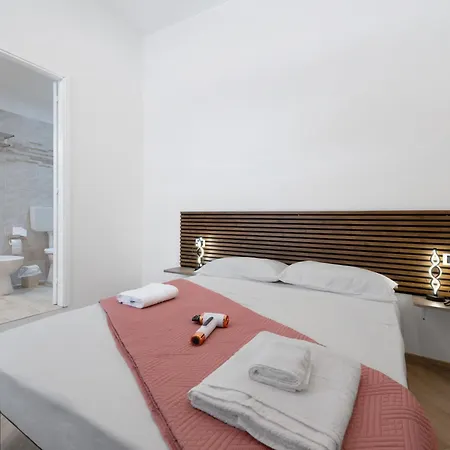 Bikers Apartman *